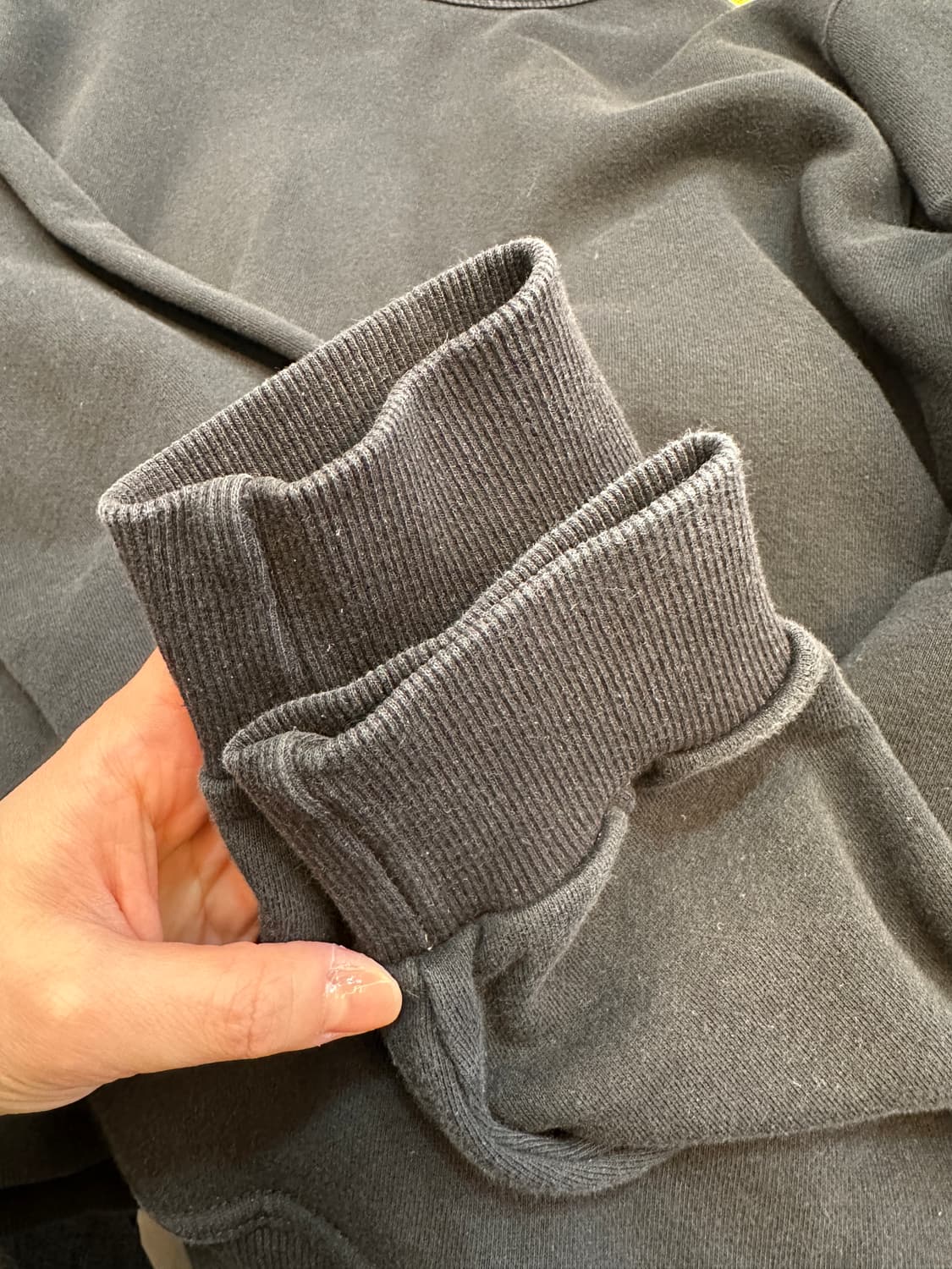 XXL) 버버리 백 프린팅 지퍼 블랙 맨투맨 상품이미지4