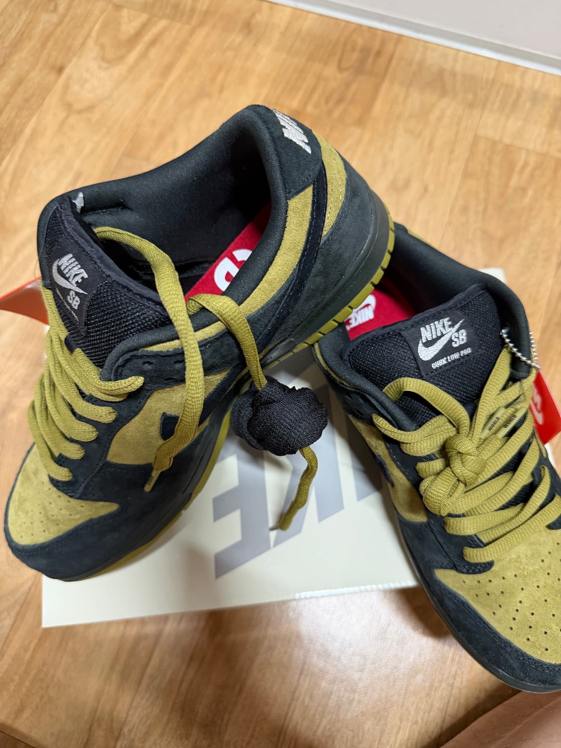 슈프림덩크 올리브 265새상품 상품이미지4