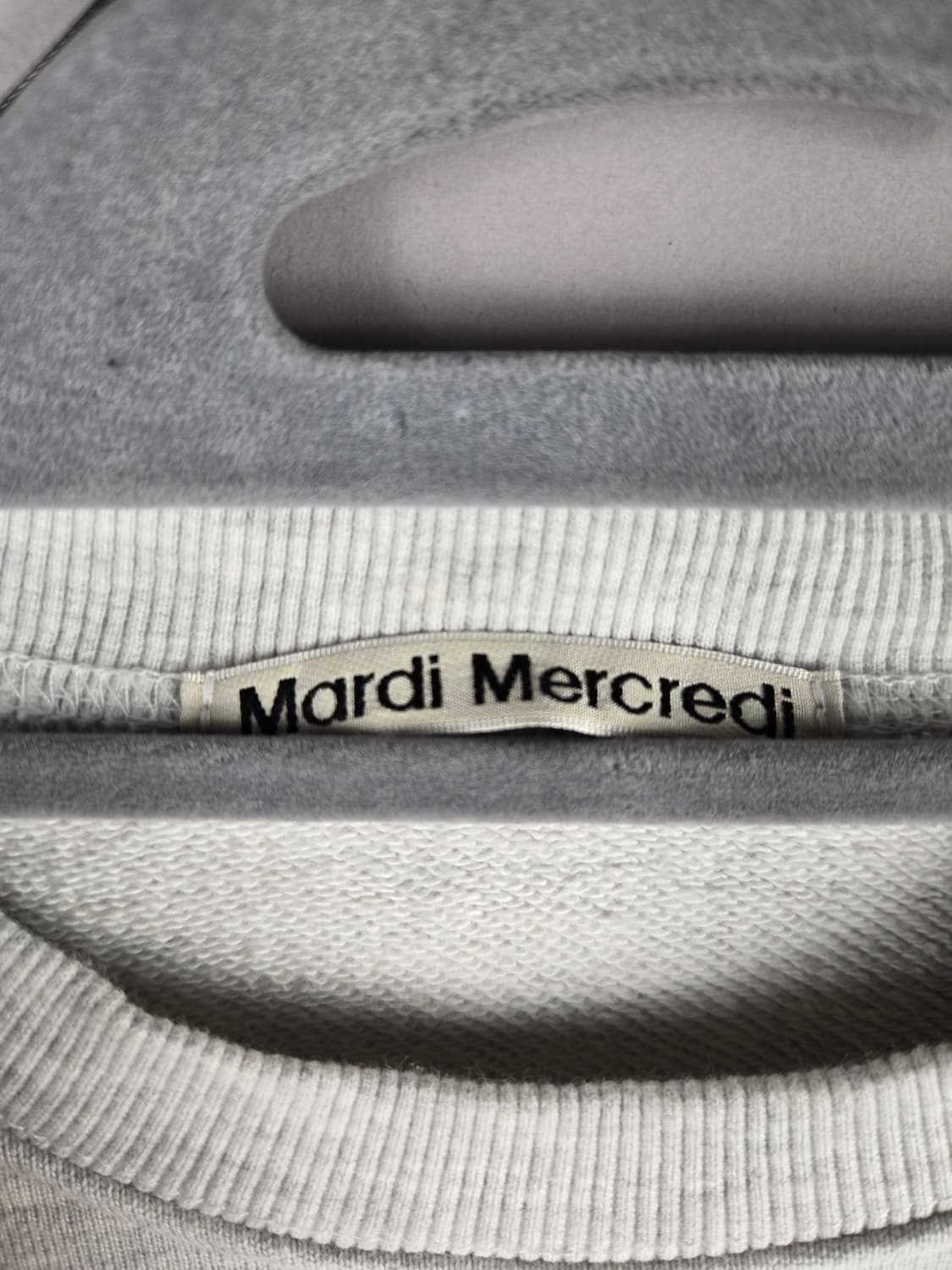 [무료배송]마르디 메크르디 플라워마르디 맨투맨 상품이미지6