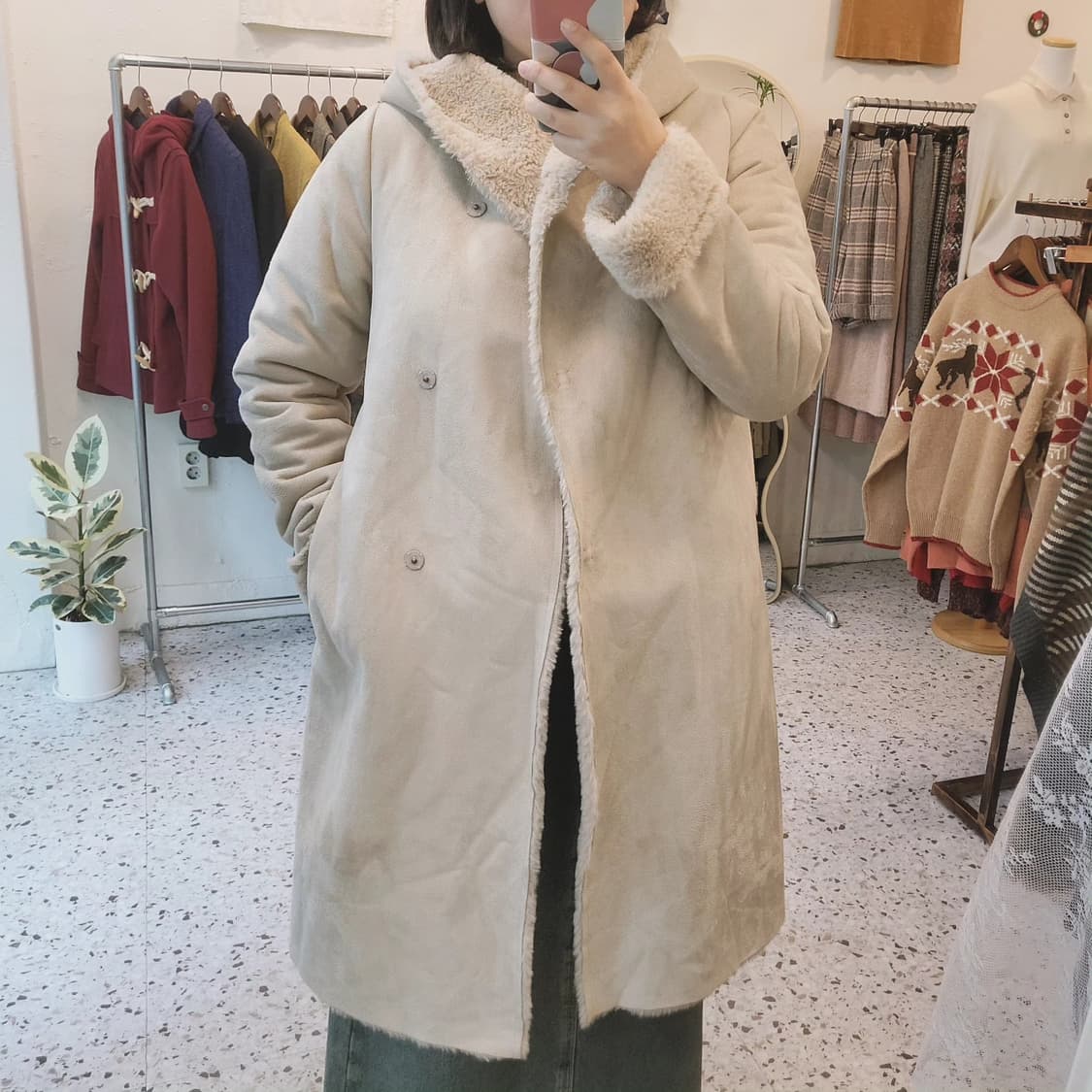 Earth music 크림베이지 무스탕 코트 여성 M 상품이미지10