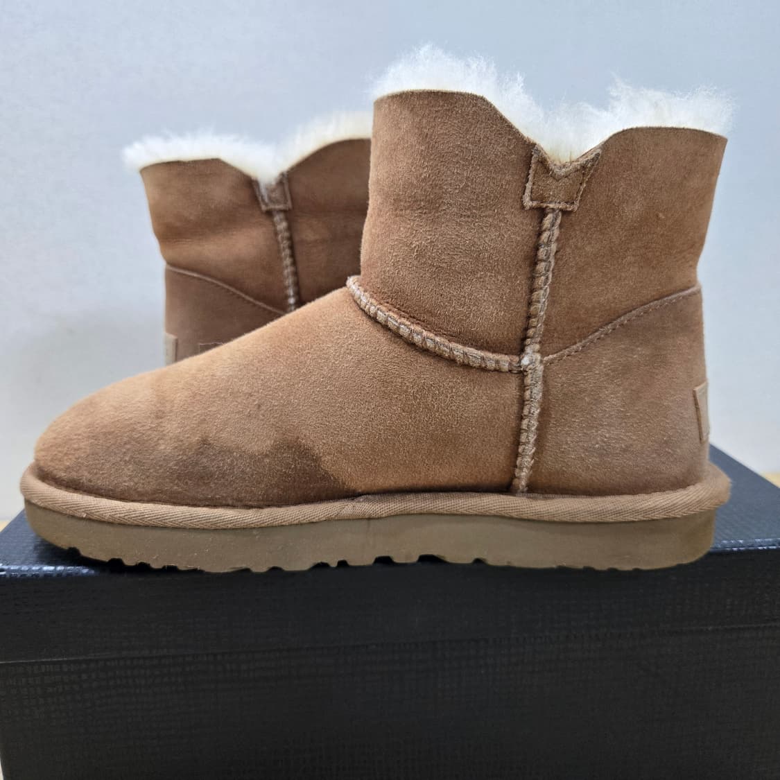 230 어그 UGG 베일리 미니 체스트넛 상품이미지7