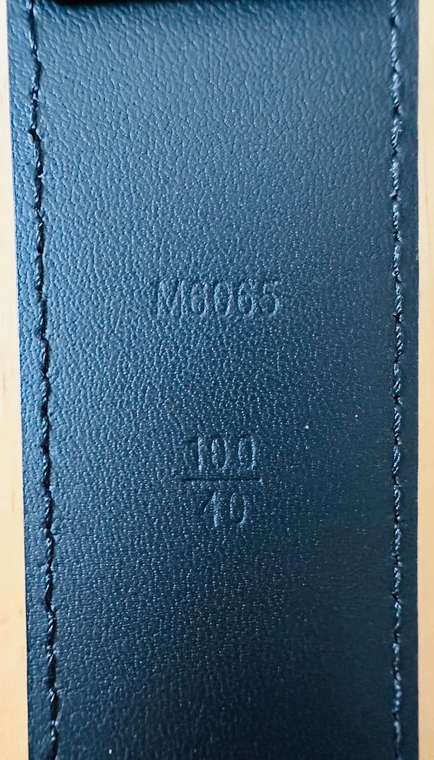 루이비통 Louis Vuitton 퐁뇌프 벨트 블랙 100/40 상품이미지4