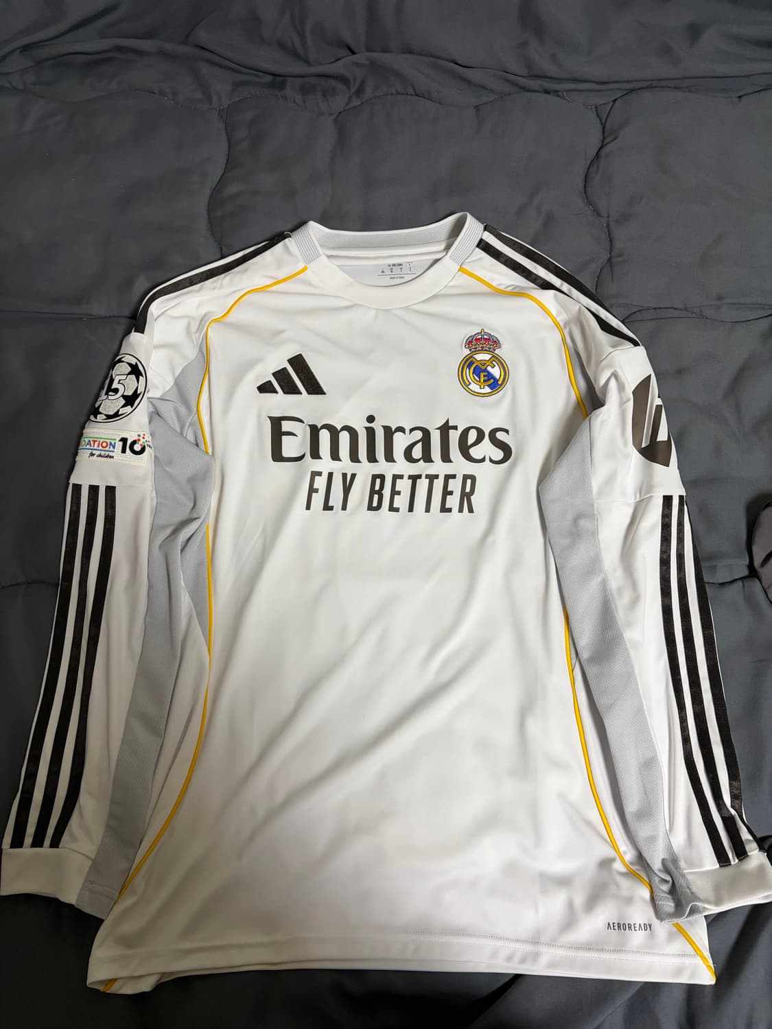 레알 마드리드 25-26 홈 유니폼 긴팔 XL (발베르데 마킹) 상품이미지1