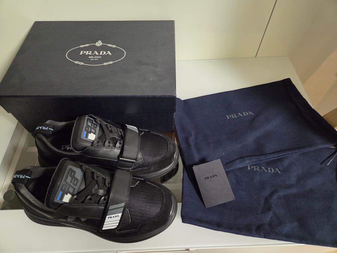 프라다 벨크로 스니커즈 블랙 상품이미지9