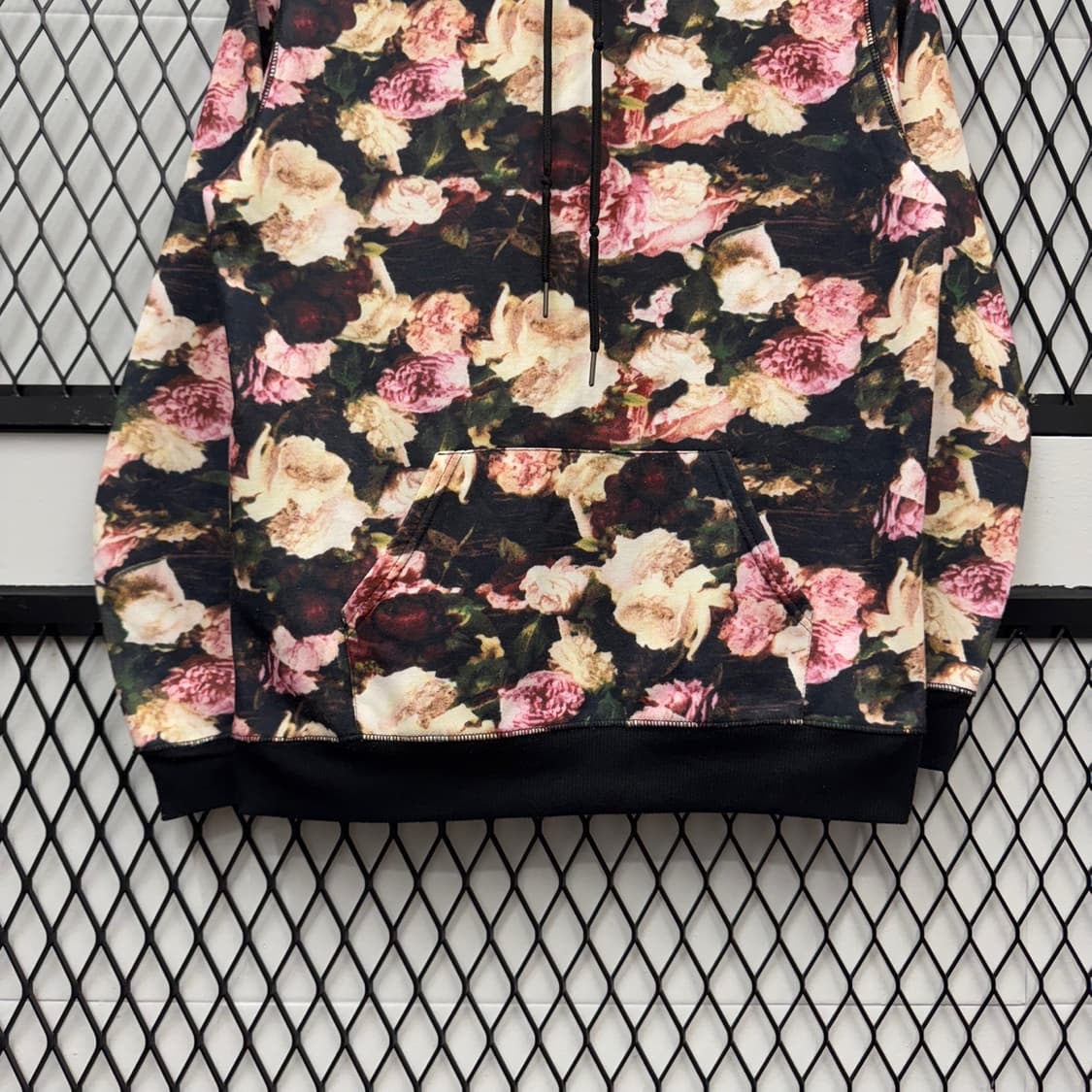 13F/W 슈프림 후디 스웻셔츠 플로럴 패턴 디테일 후드티 블랙 상품이미지4