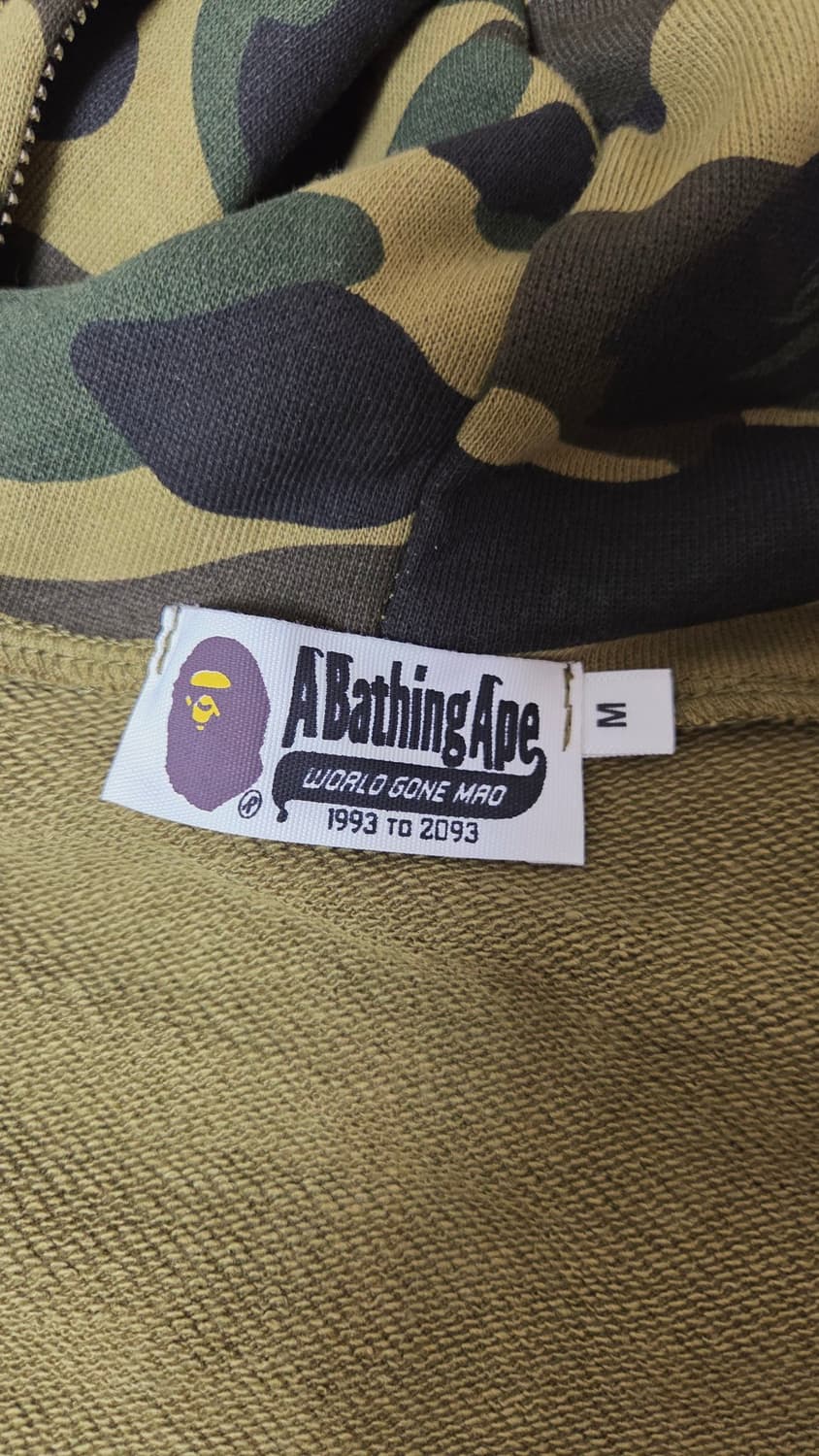베이프 Bape 1st camo shark full zip hoodie 상품이미지3