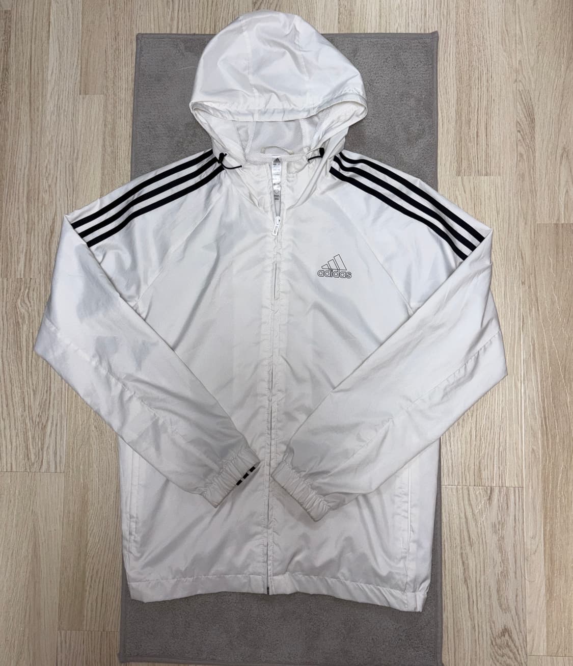 [S급] 실물존예❗️❗️ 대장급 아디다스 바람막이 화이트 L 상품이미지2