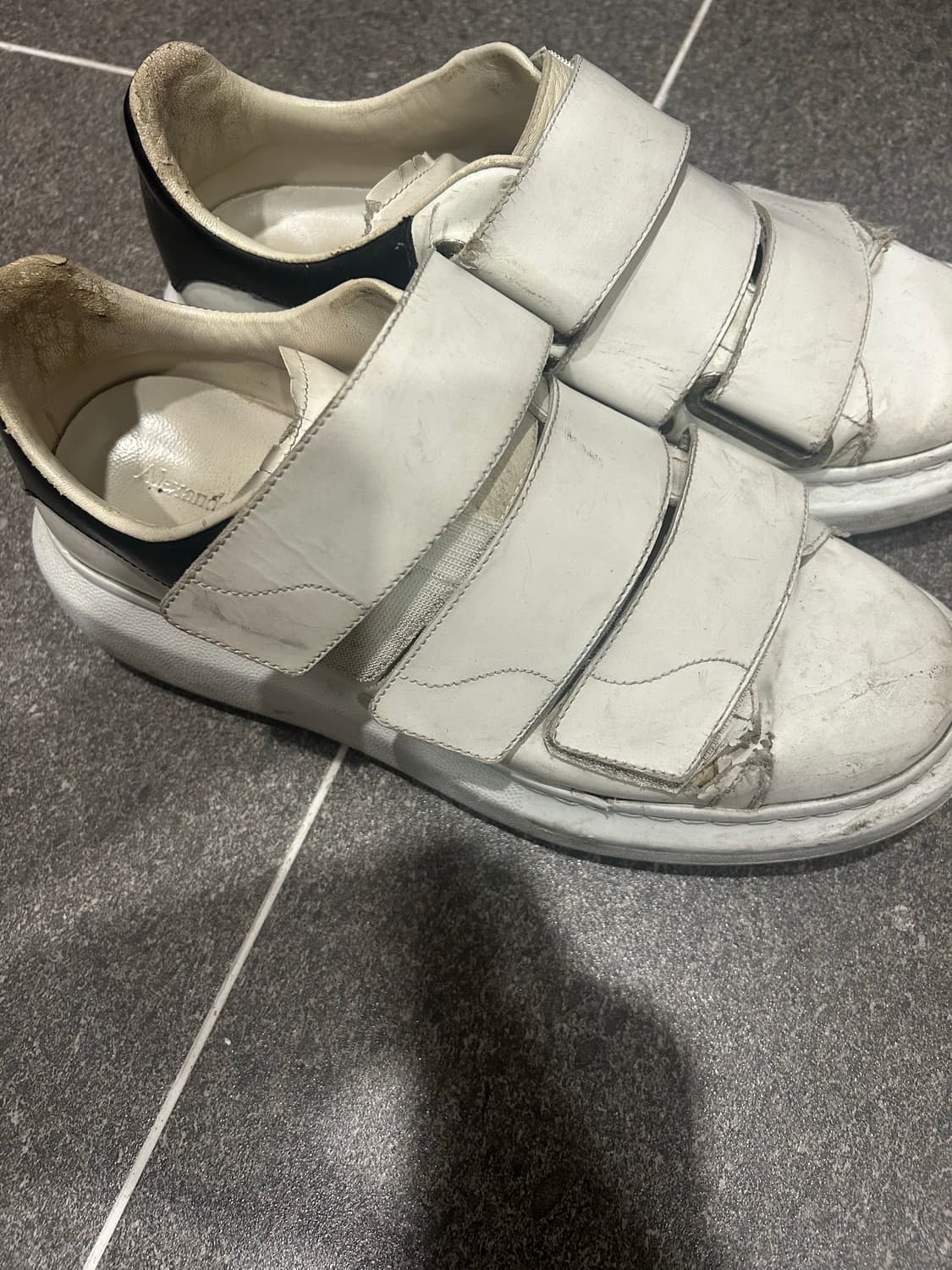 알렉산더 맥퀸 남성 찍찍이모델 44.5 상품이미지3