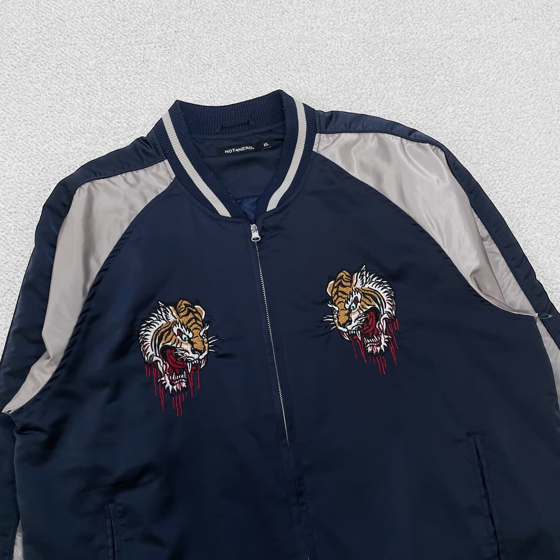 낫포너드 Not4nerd 타이거 사틴 블루종 스카잔 자켓 상품이미지4