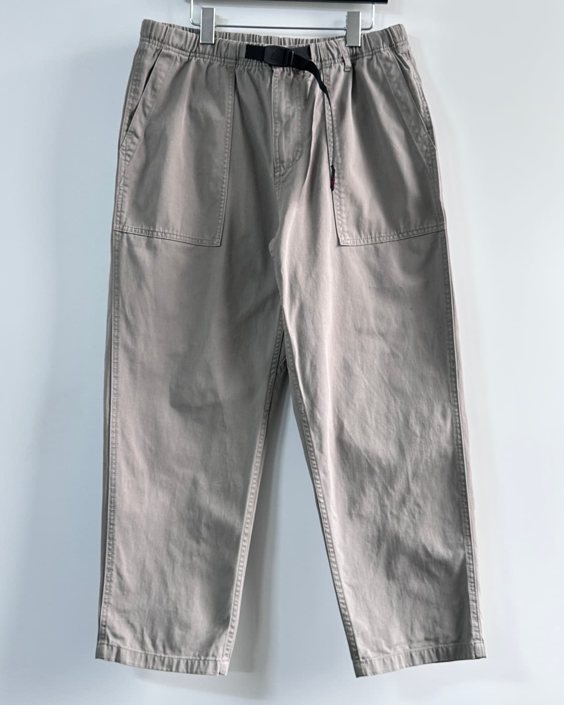 그라미치 라이트 카키 테이퍼드 팬츠 (vap.10) 상품이미지1