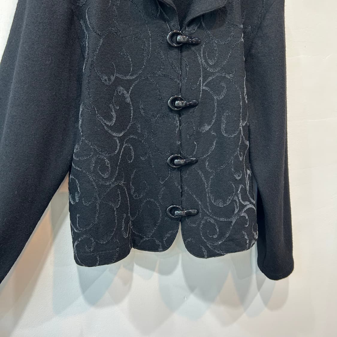 블랙 자가드 버클 자켓 상품이미지8