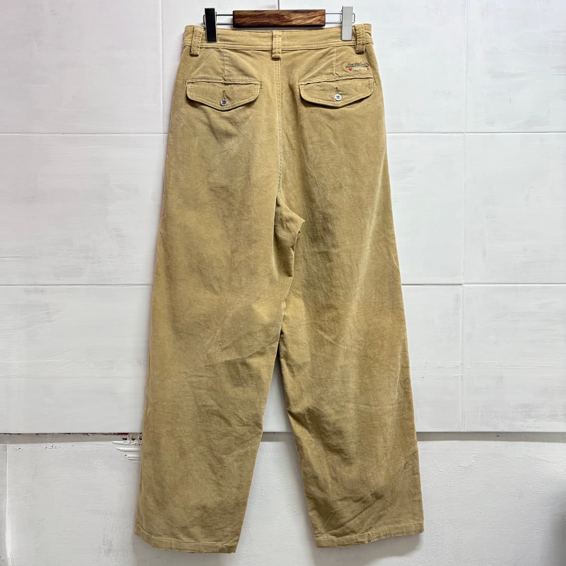 베이지 핀턱 코듀로이 테이퍼드핏 팬츠 (JPN) 상품이미지3