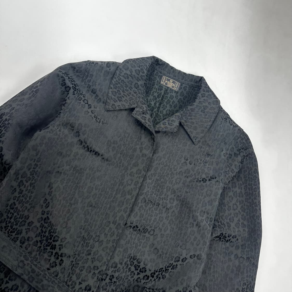 펜디 블랙 레오파드 자켓 상품이미지2