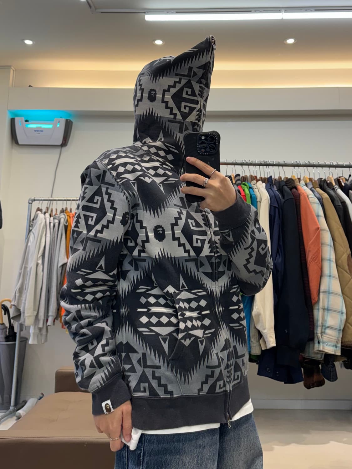 베이프 네이티브 패턴 풀집업 후드 상품이미지5