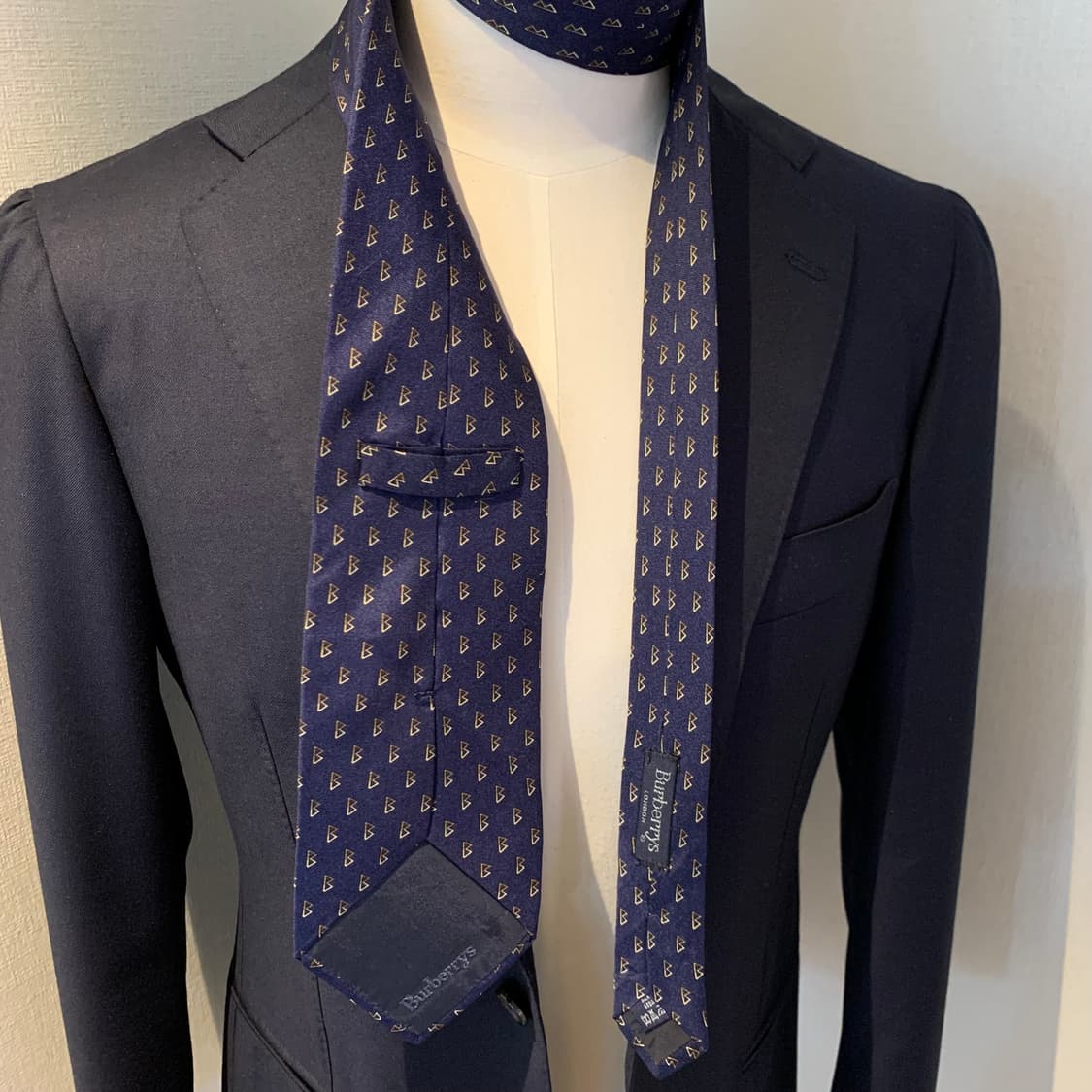 버버리(BURBERRY) 모노그램 명품넥타이 A-A+등급 100실크 상품이미지2
