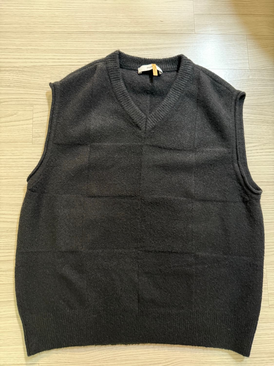 던스트 유니섹스 브이넥 울 니트 조끼 ML 상품이미지2