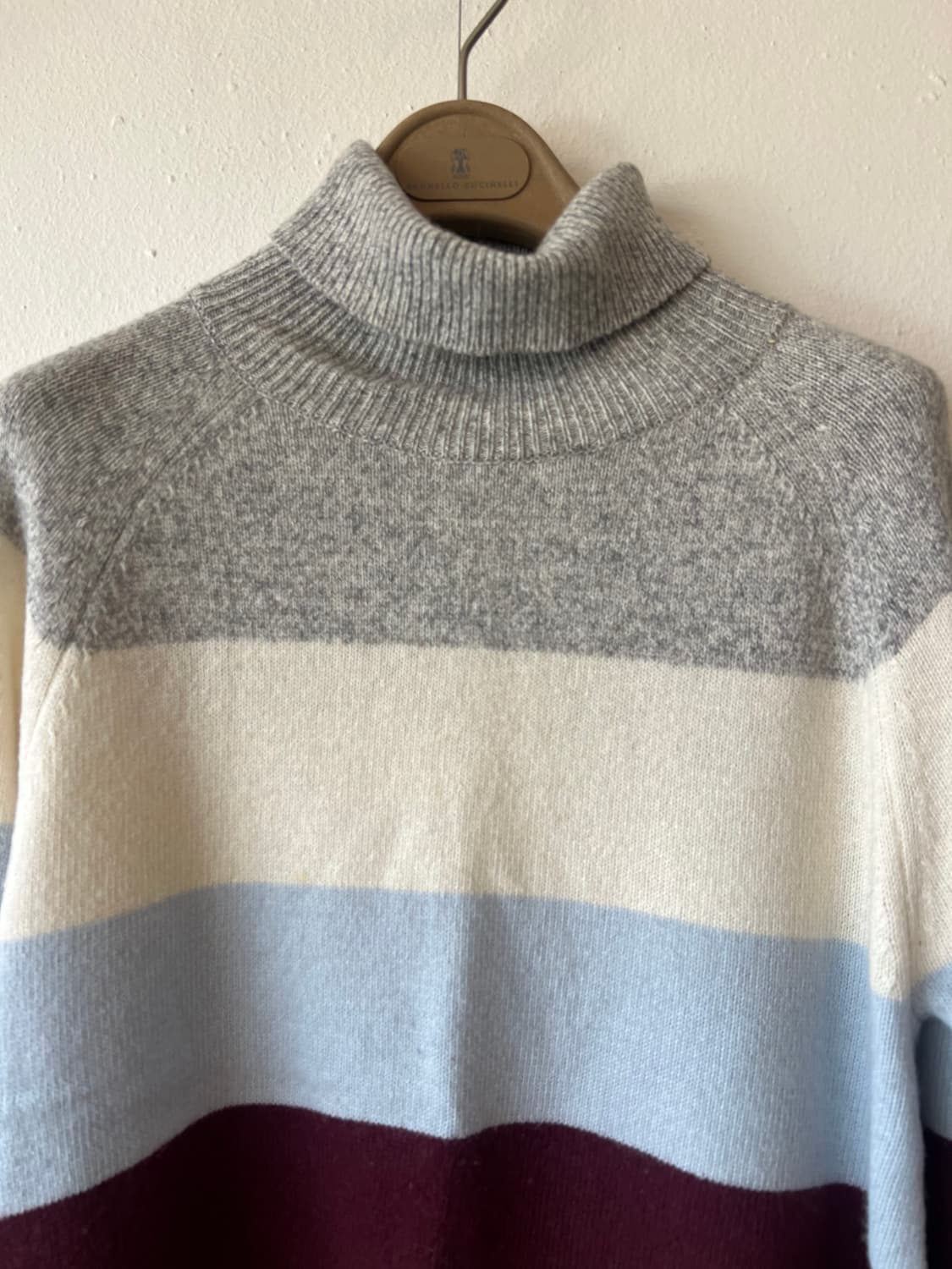 손정완 여성 스트라이프 터틀넥니트 울캐시미어니트 상품이미지1