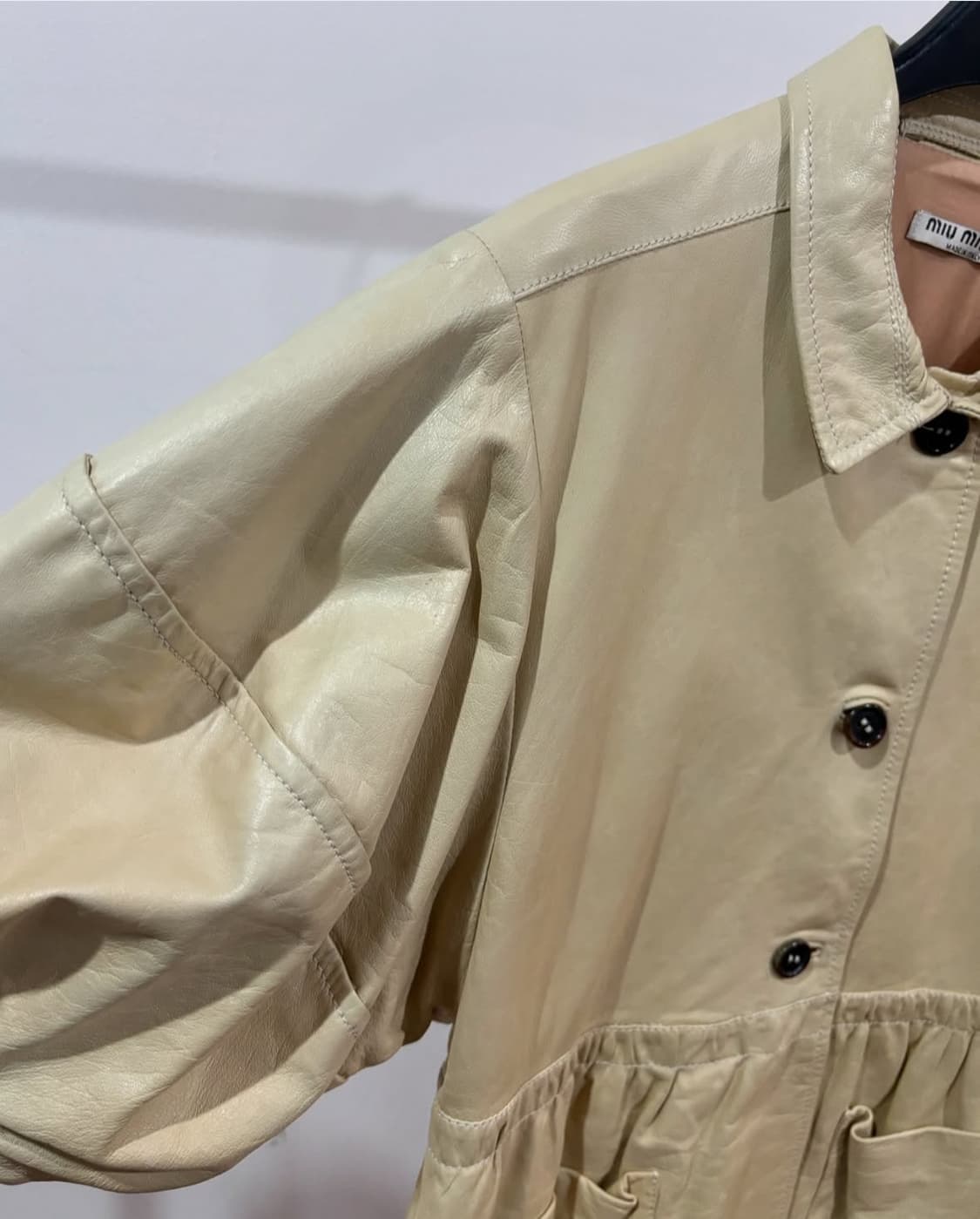 미우미우 레더 자켓 상품이미지4