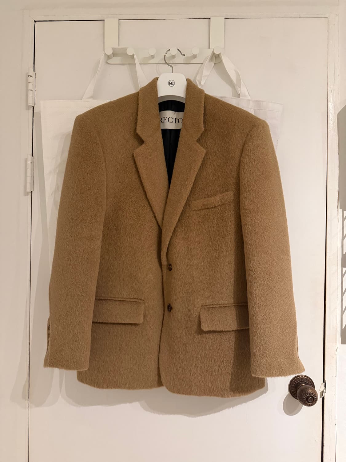 렉토 오버사이즈드 라마울 패디드자켓 M 상품이미지1