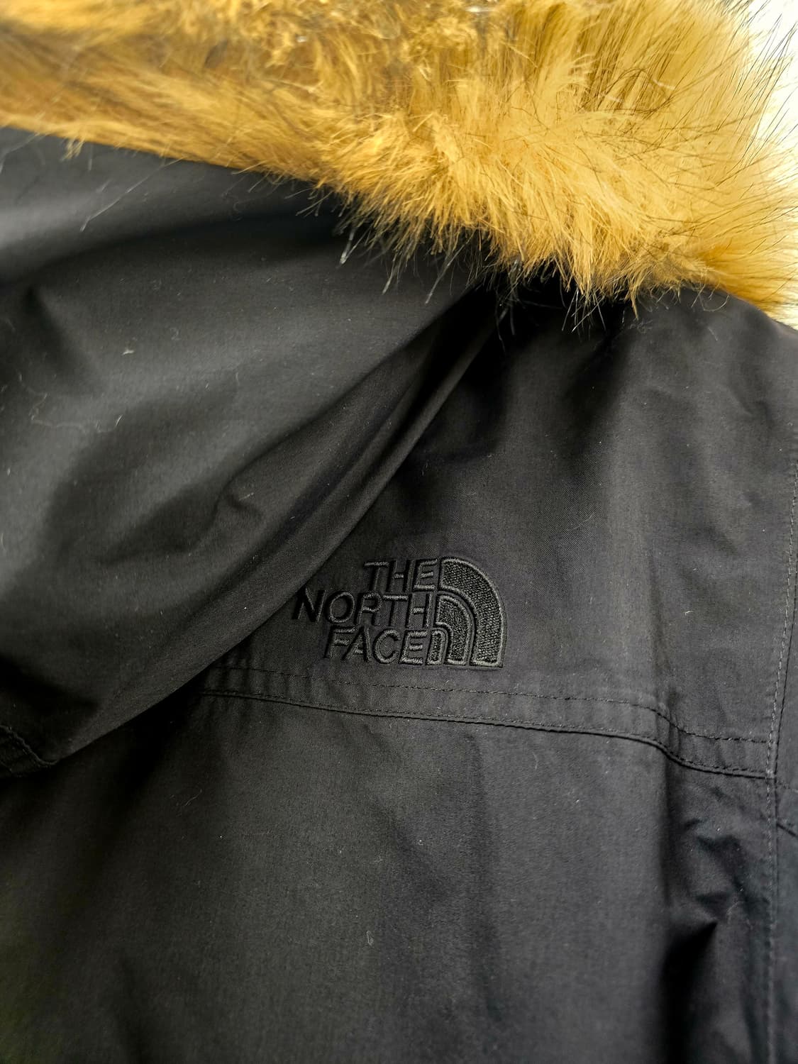 노스페이스 화이트라벨 드라이벤트 덕다운패딩.  싸이즈100. 상품이미지4