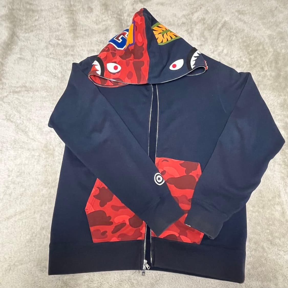 베이프 하프 카모 샤크 후드집업 레드 네이비 상품이미지3