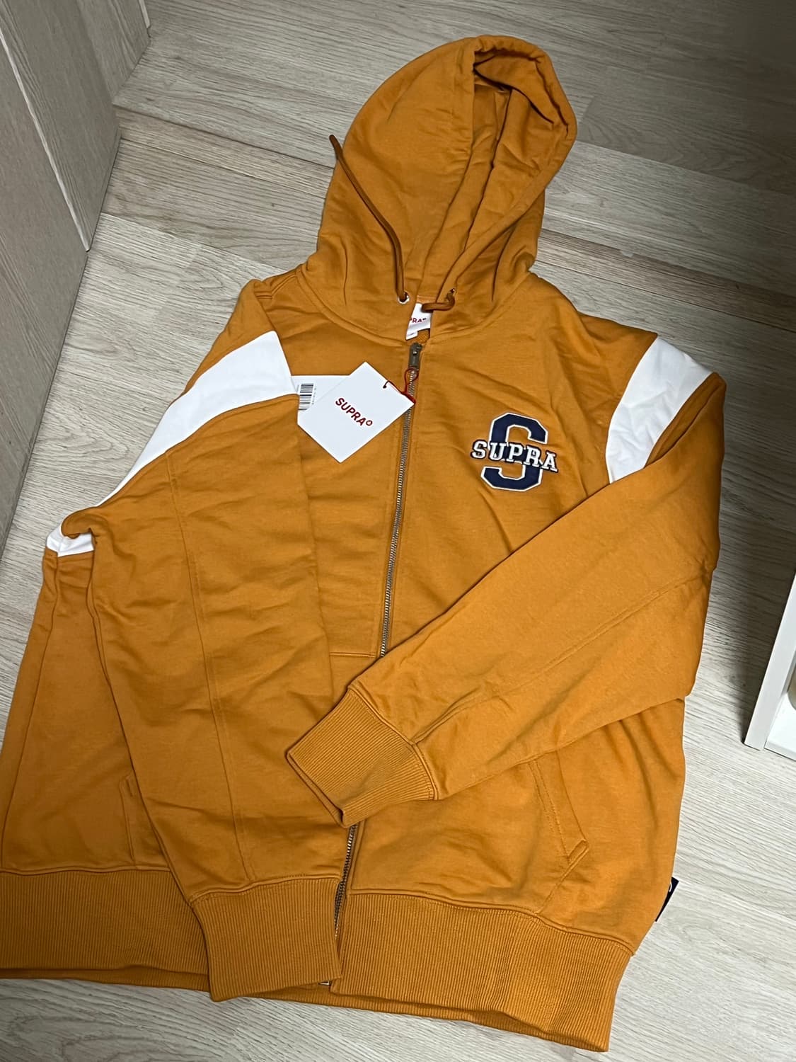 수프라 | 바시티 아치로고 후드집업_오렌지 상품이미지3