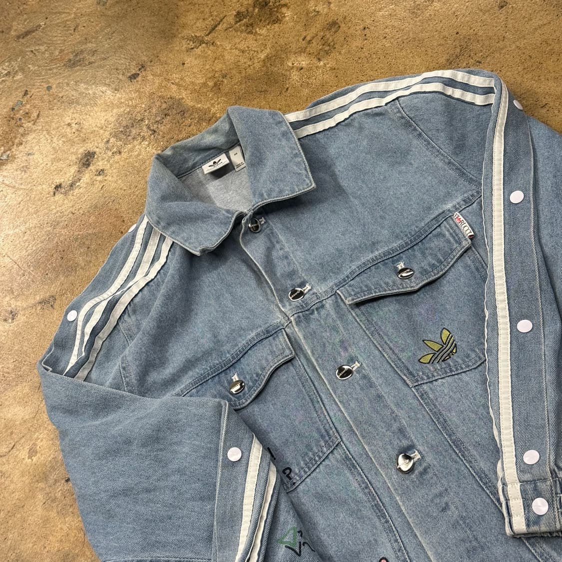 아디다스 연청 트랙탑 데님 자켓 상품이미지1