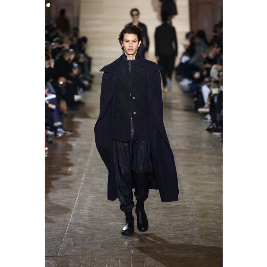  이세이미야케 맨 펠트 울 오버사이즈 코트 상품이미지7