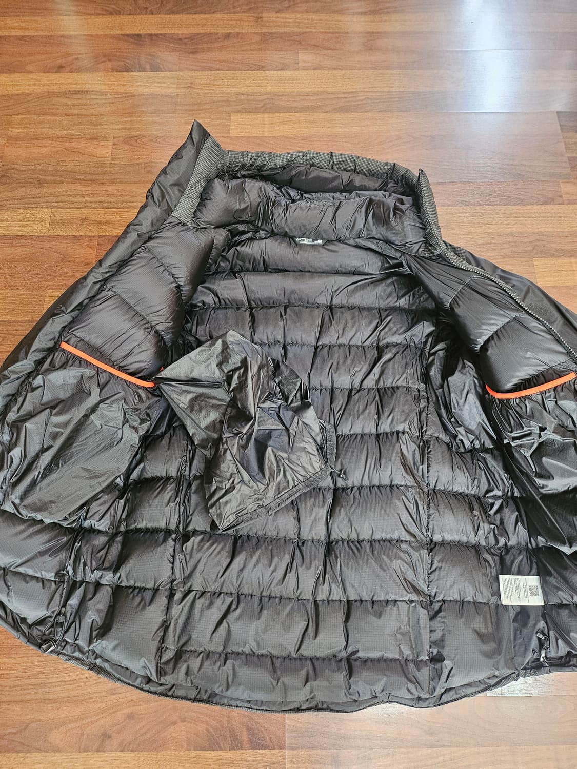 아크테릭스 알파파카 블랙 M 상품이미지4