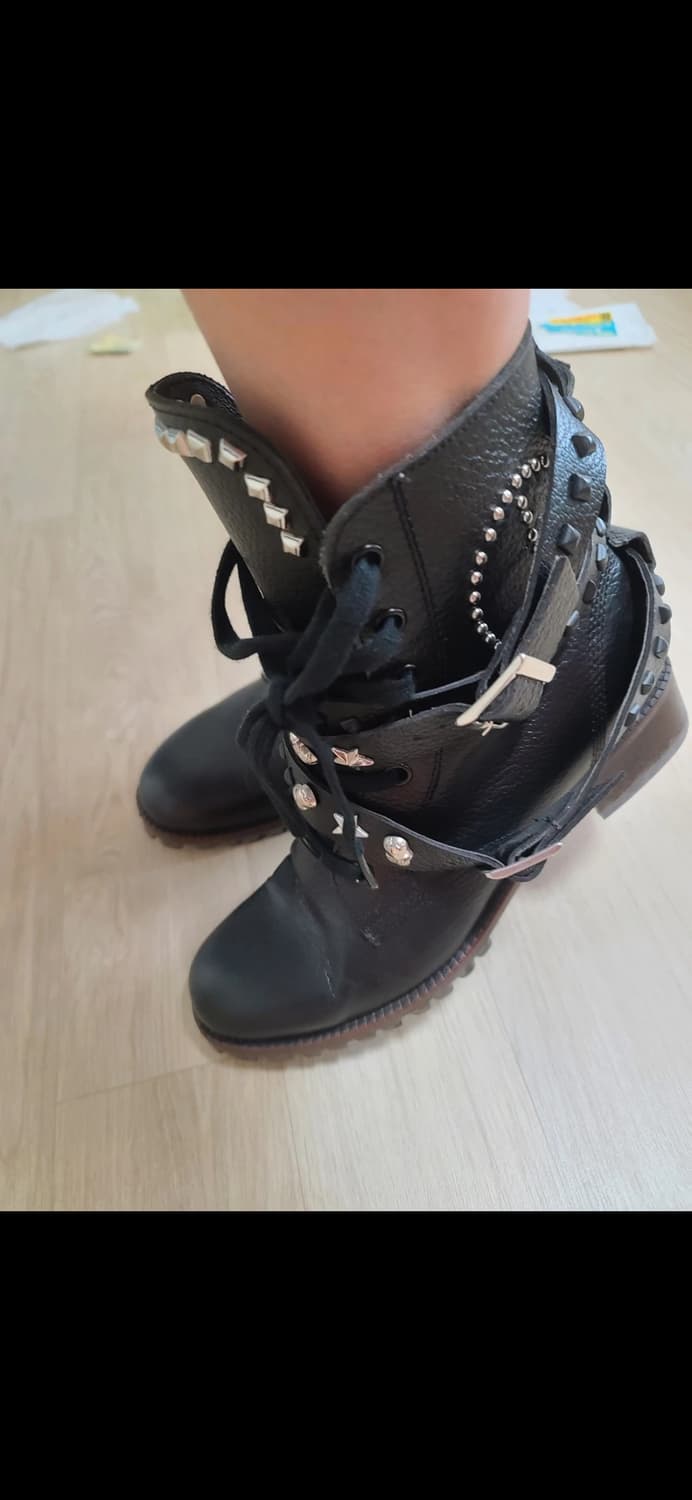 슈콤마보니 스터드 스트랩 하이탑 부츠 상품이미지4