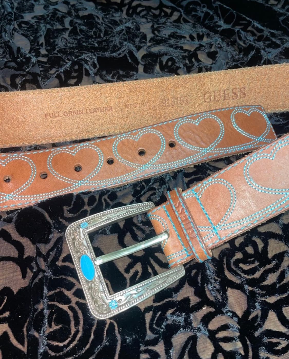 게스 빈티지 브라운 자수 벨트 상품이미지1