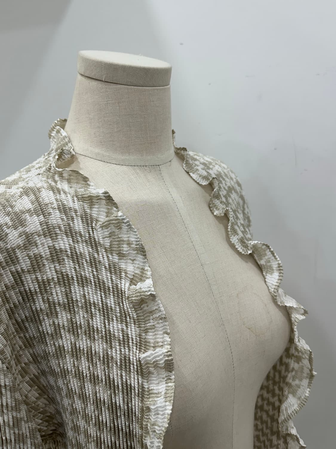 스피치오 플리츠 가디건 상품이미지6