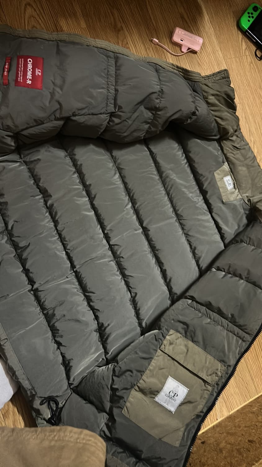 Cp컴퍼니 에코 크롬 R 다운 자켓 L사이즈 상품이미지3