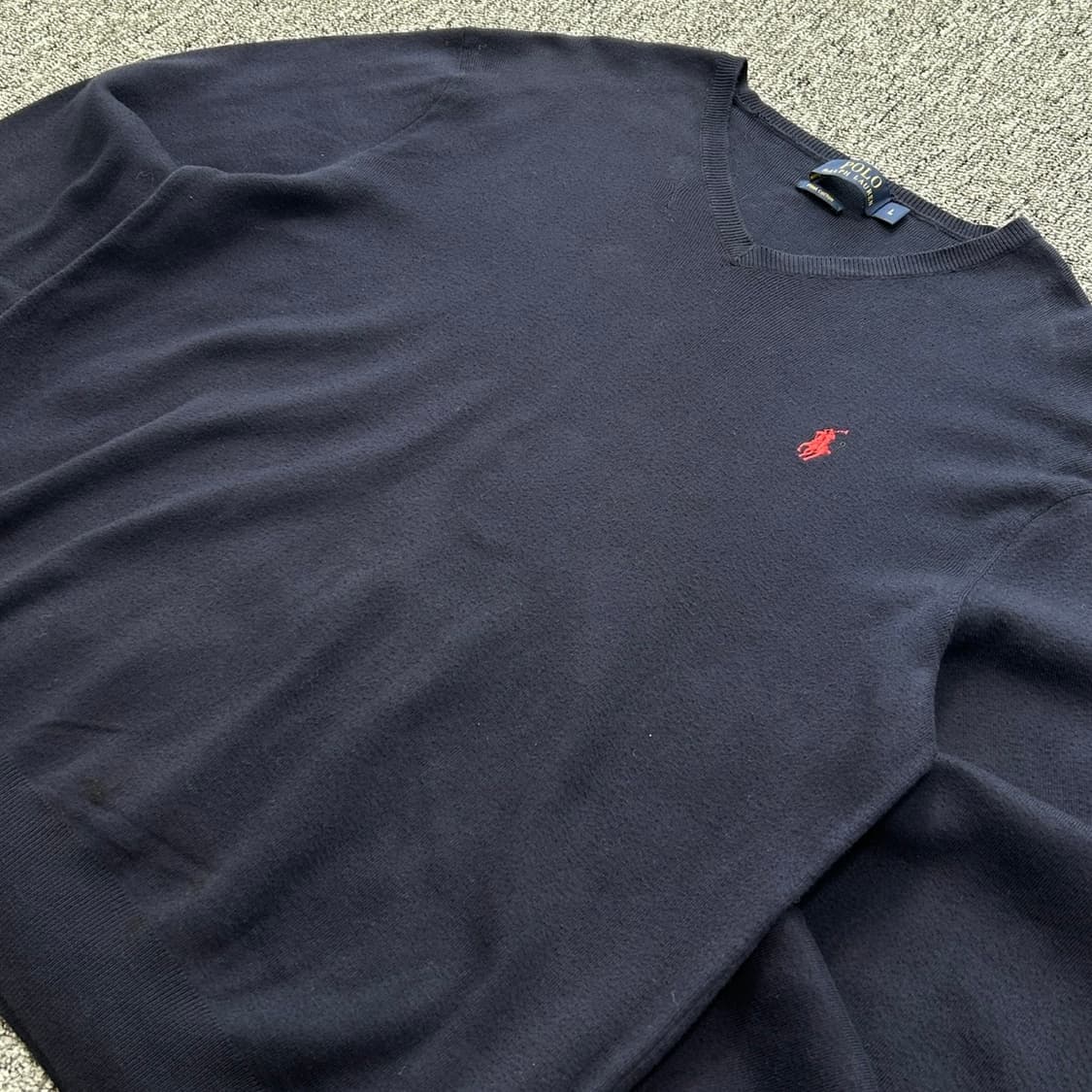 폴로 랄프로렌 피마 코튼 네이비 브이넥 니트  상품이미지3