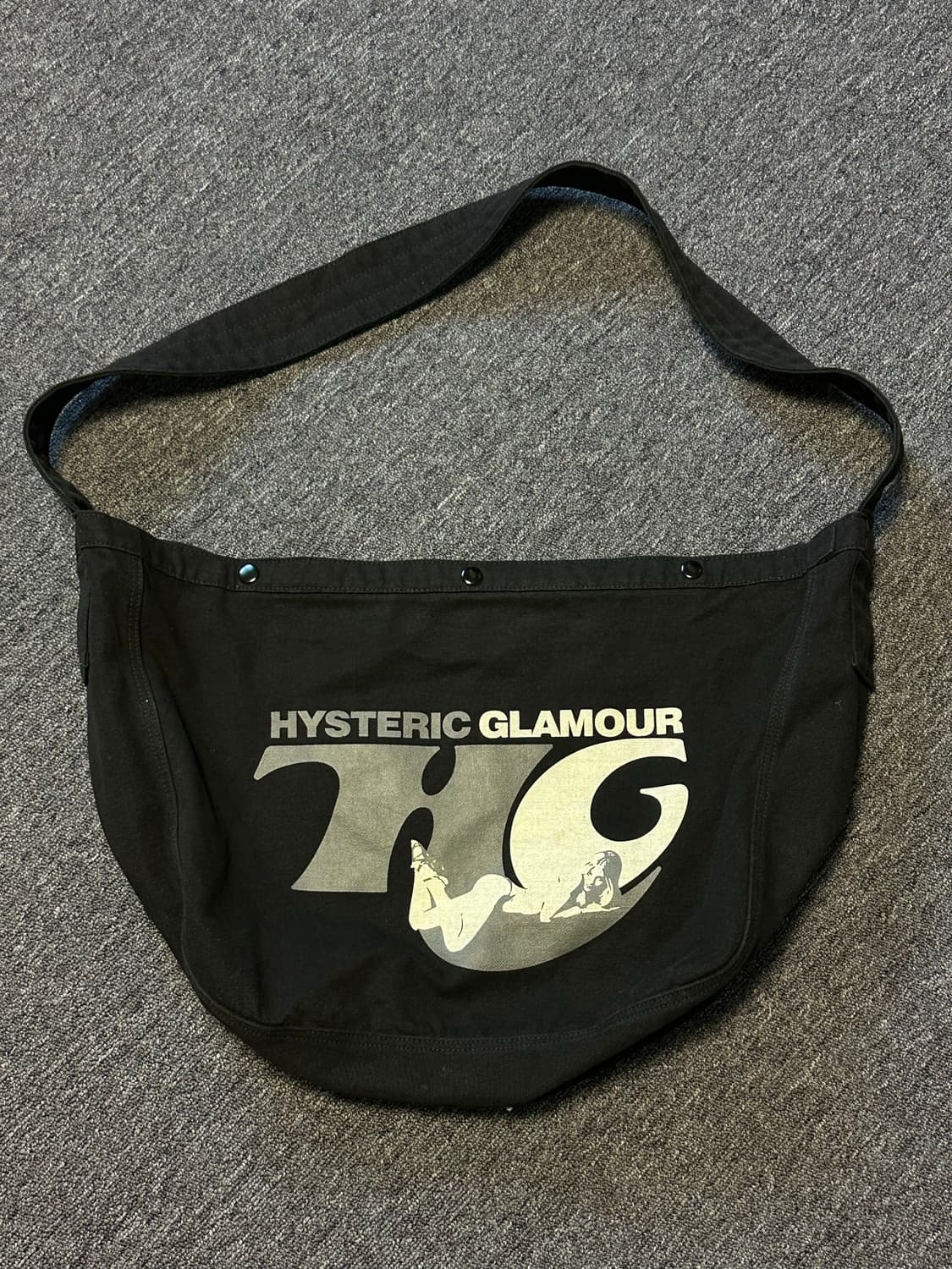 히스테릭글래머 (Hysteric glamour) 로고 숄더백 블랙 상품이미지1