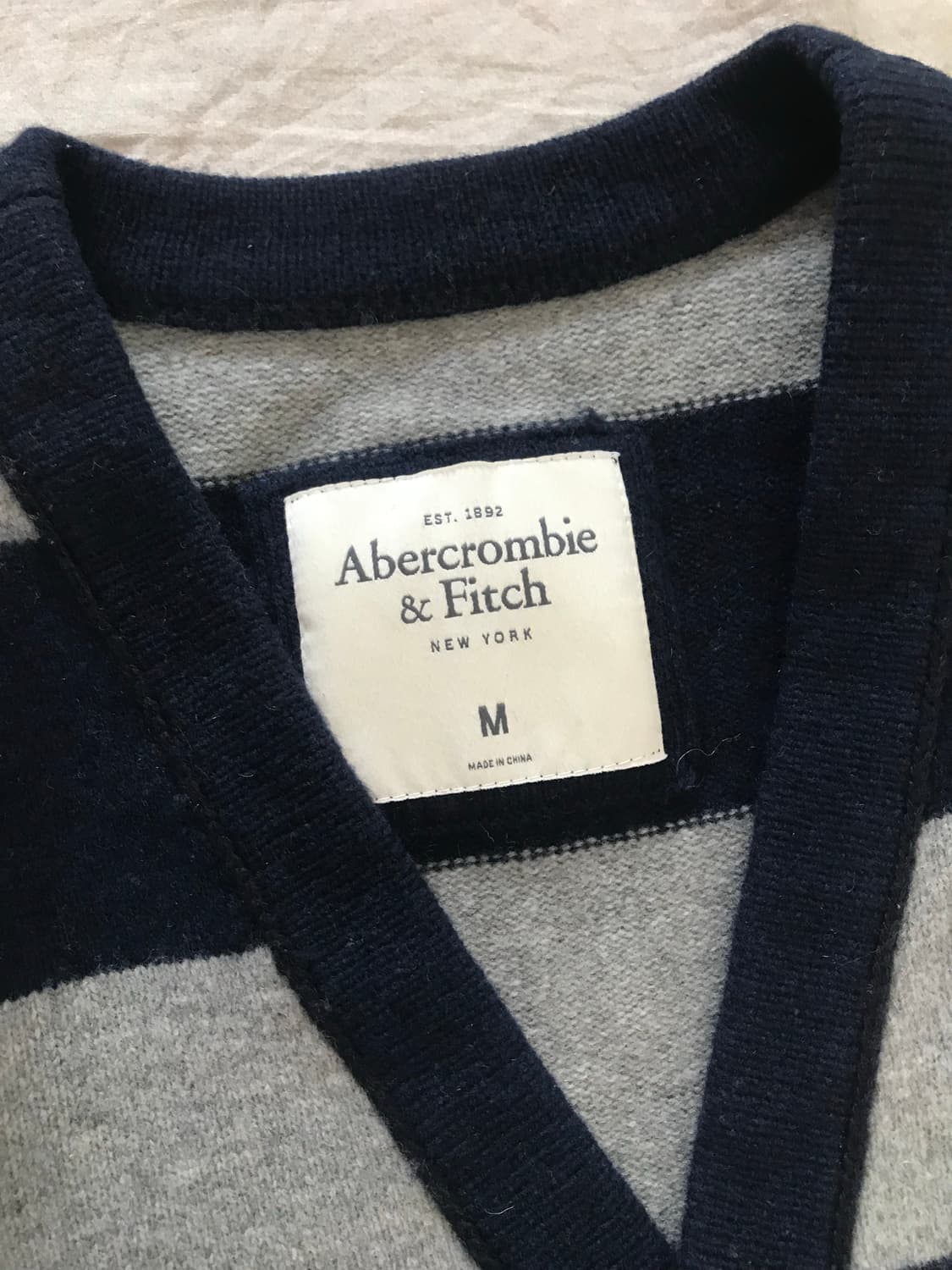 아베크롬비 자수 로고 스트라이프 울 니트 가디건 상품이미지7