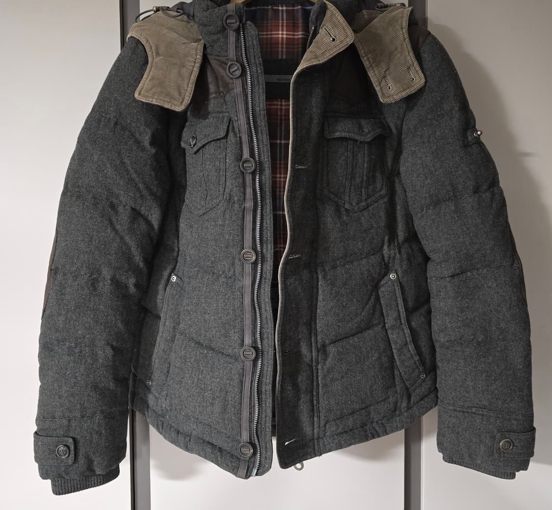 series; 코오롱 시리즈 모직 덕다운패딩.
싸이즈 95 .  남자
 상품이미지2