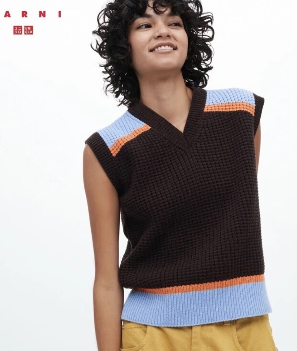 마르니 x 유니클로 v넥 니트 베스트 상품이미지3