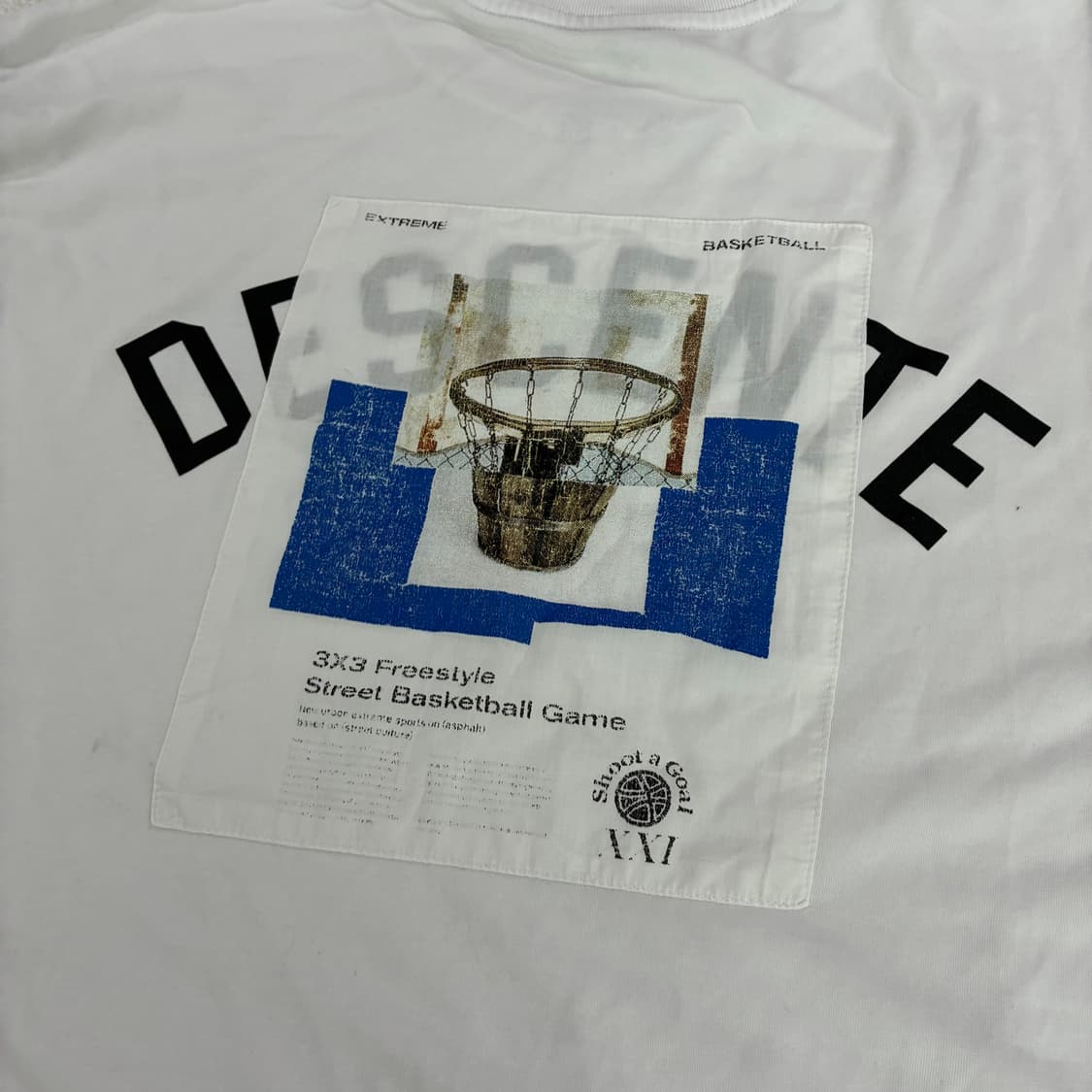 데상트 반팔티 화이트  상품이미지6