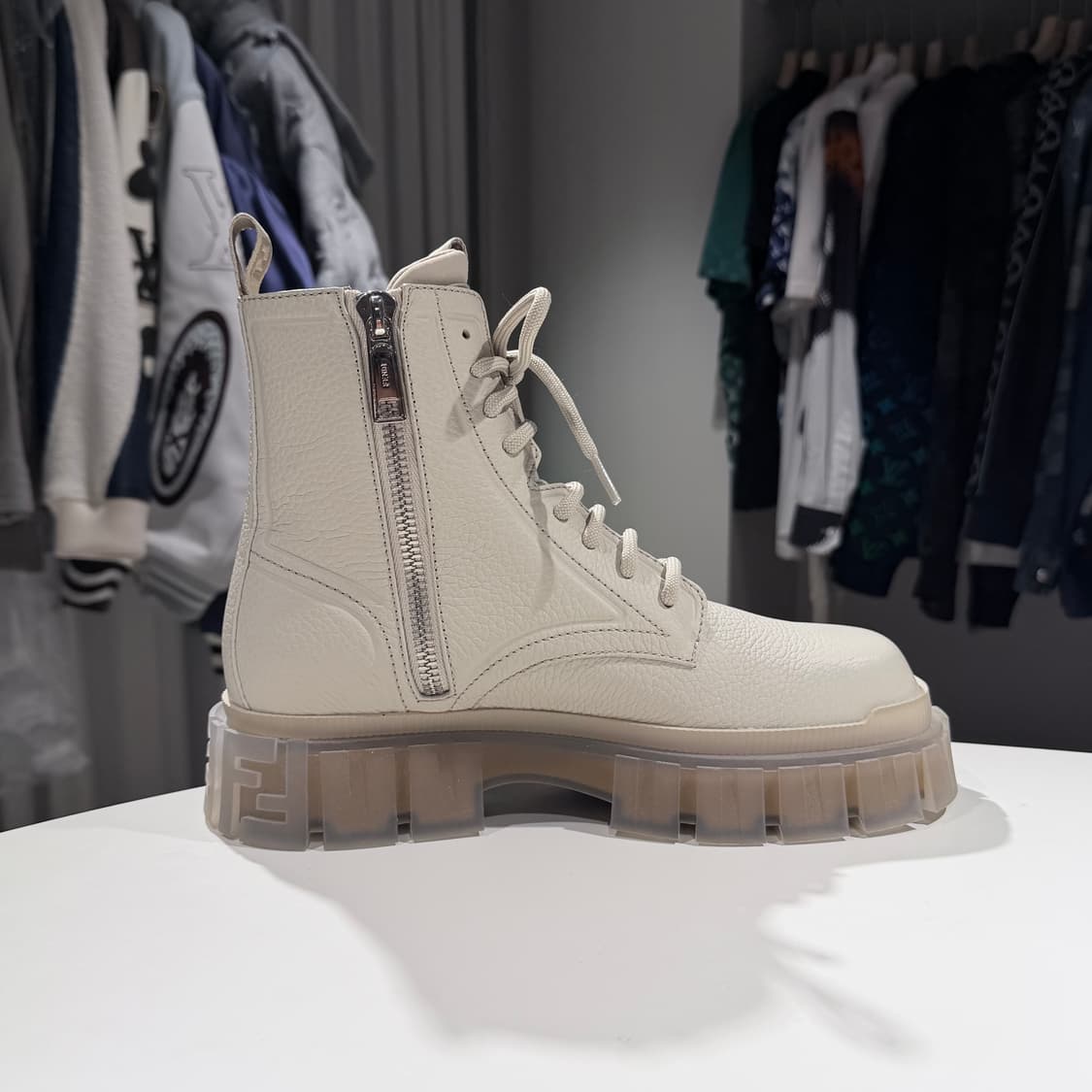 (A+/7) / 펜디 포스 컴뱃 워커 부츠 레더 가죽 아이보리 상품이미지5