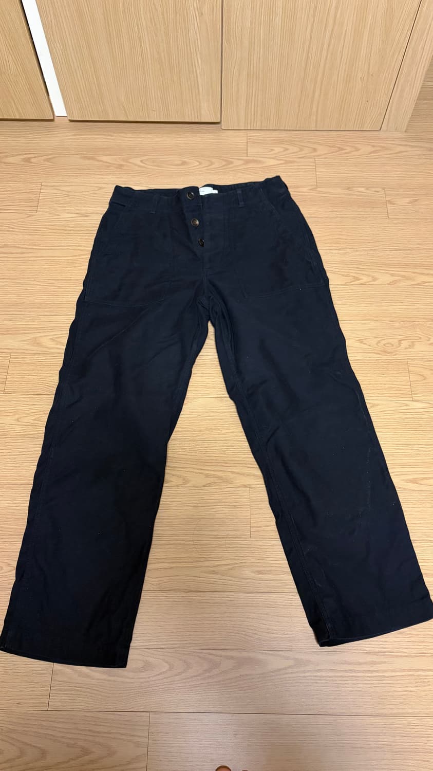 아워셀브스 백사틴 퍼티그 팬츠 네이비 2사이즈 상품이미지3