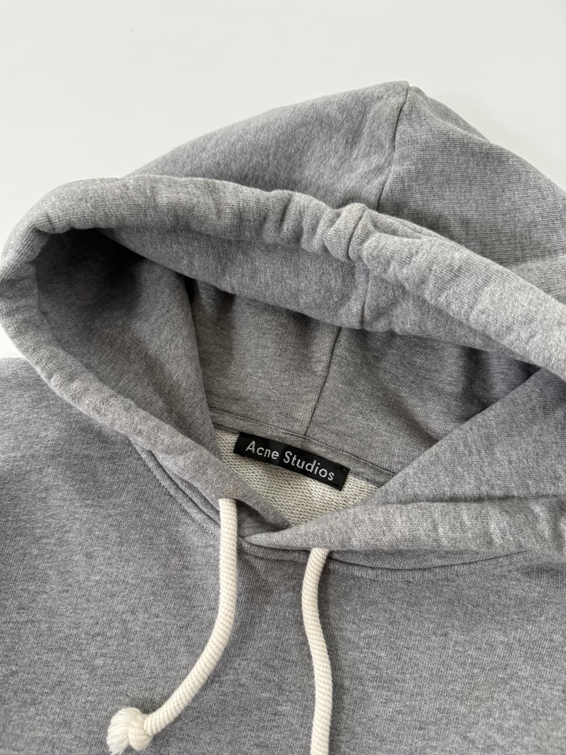 아크네스튜디오 오버사이즈 멜란지 그레이 페이스 패치 로고 스웻 후드 상품이미지5
