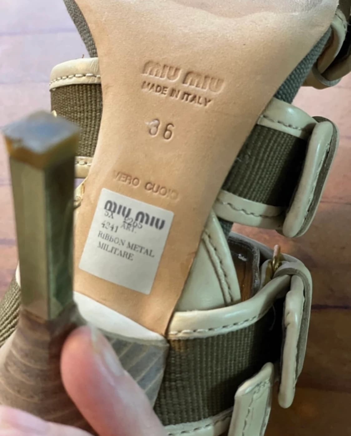 미우미우 힐 36 상품이미지3