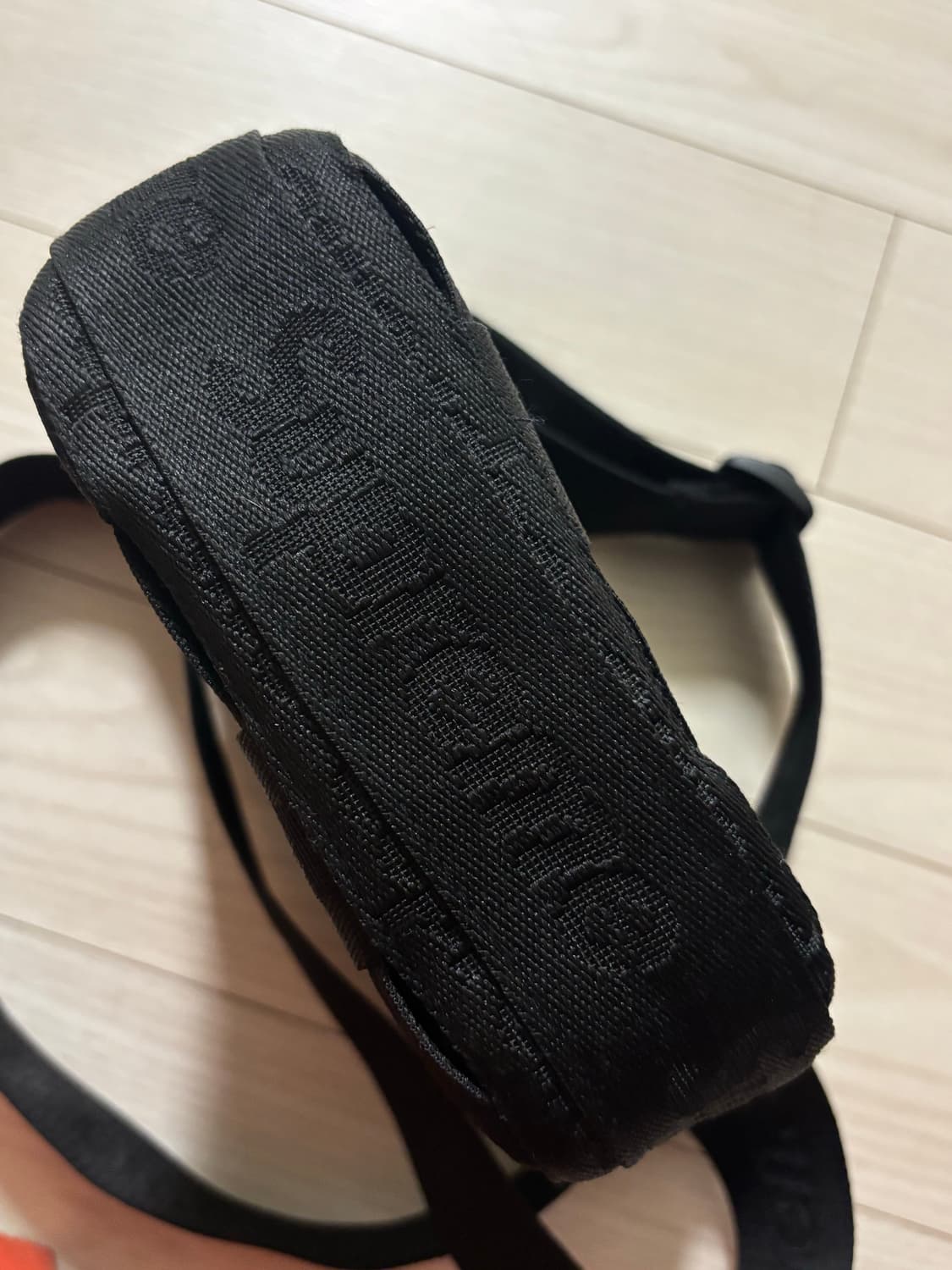 Supreme 슈프림 우븐 숄더백 블랙 23SS 상품이미지4