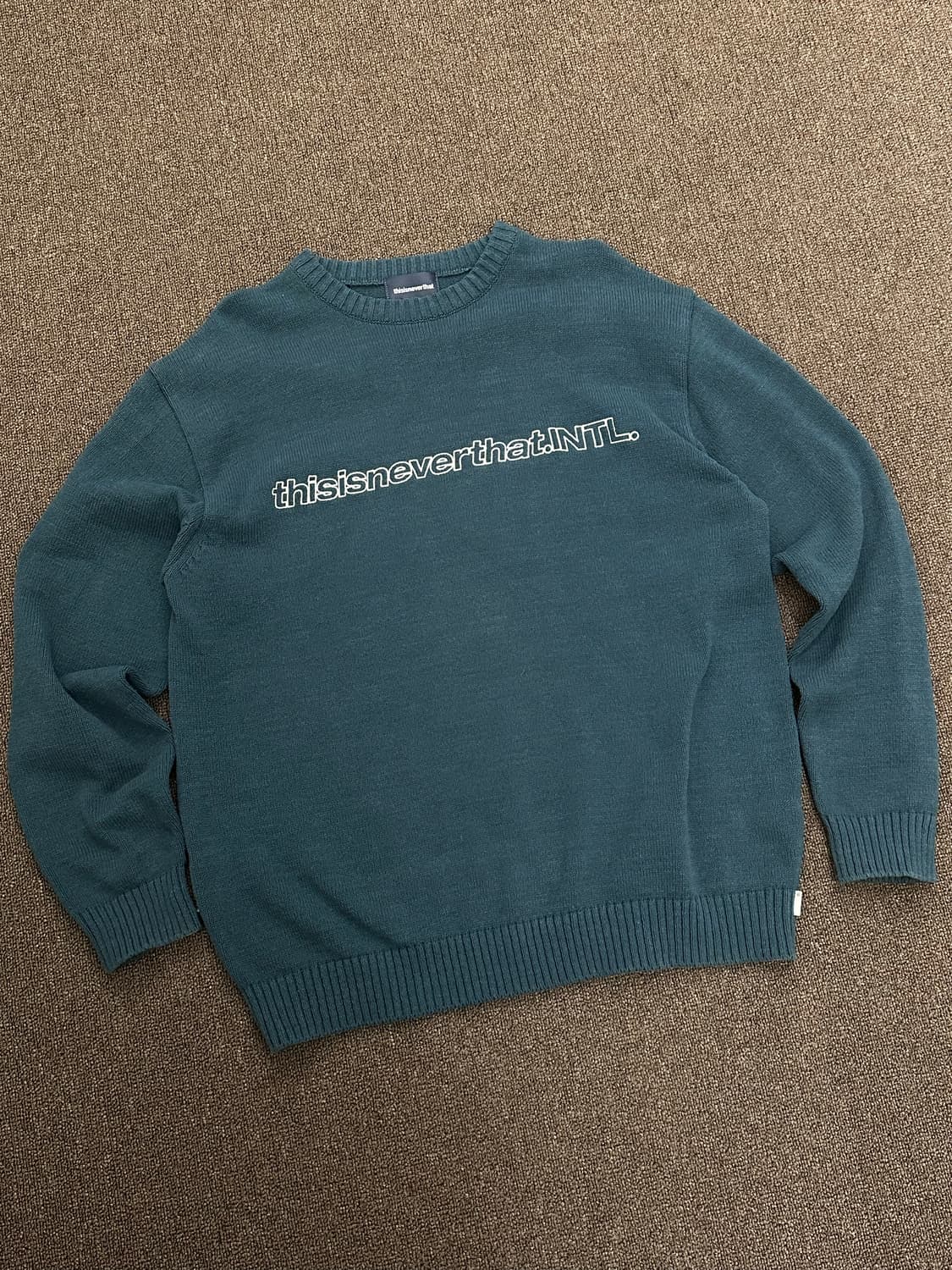L)디스이즈네버댓 T-Logo Crewnack 슬레이트 블루 스웨터 상품이미지3