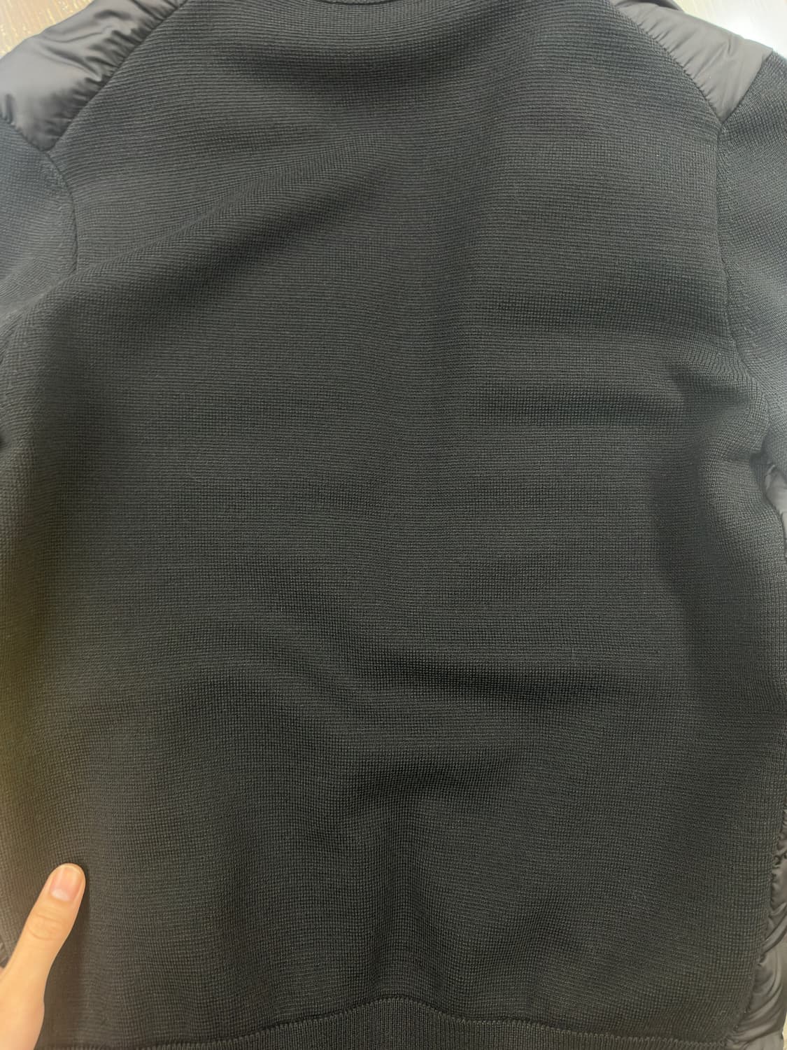 (직거래 가능)몽클레어 트리콧 니트 패딩 상품이미지3