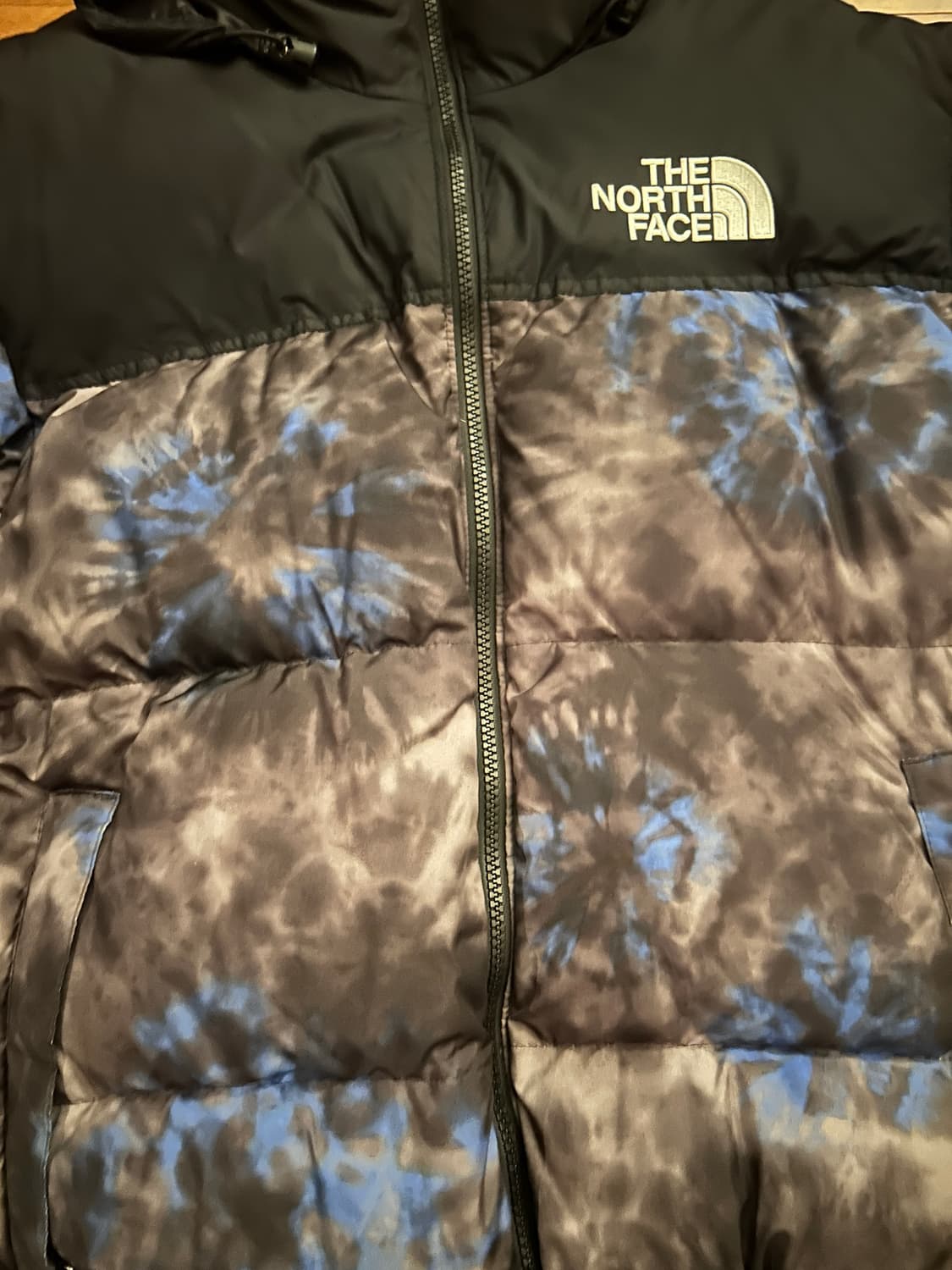 노스페이스 눕시 패딩 타이다이 상품이미지1