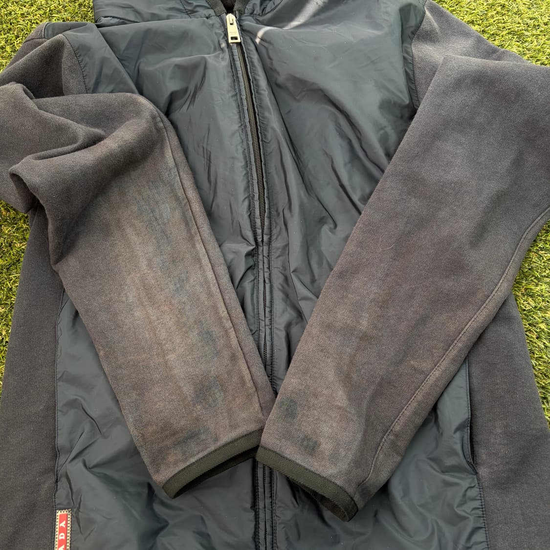 프라다 하이브리드 후드 자켓 상품이미지3