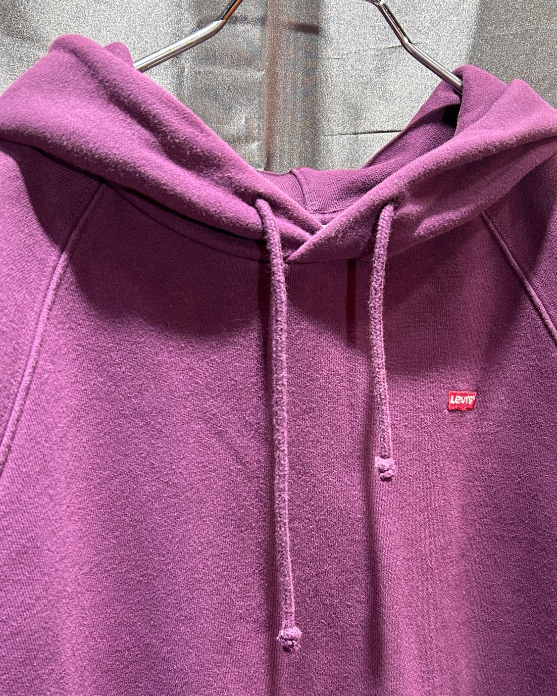 M 리바이스 스몰 로고 플럼 자수 후드티 상품이미지4