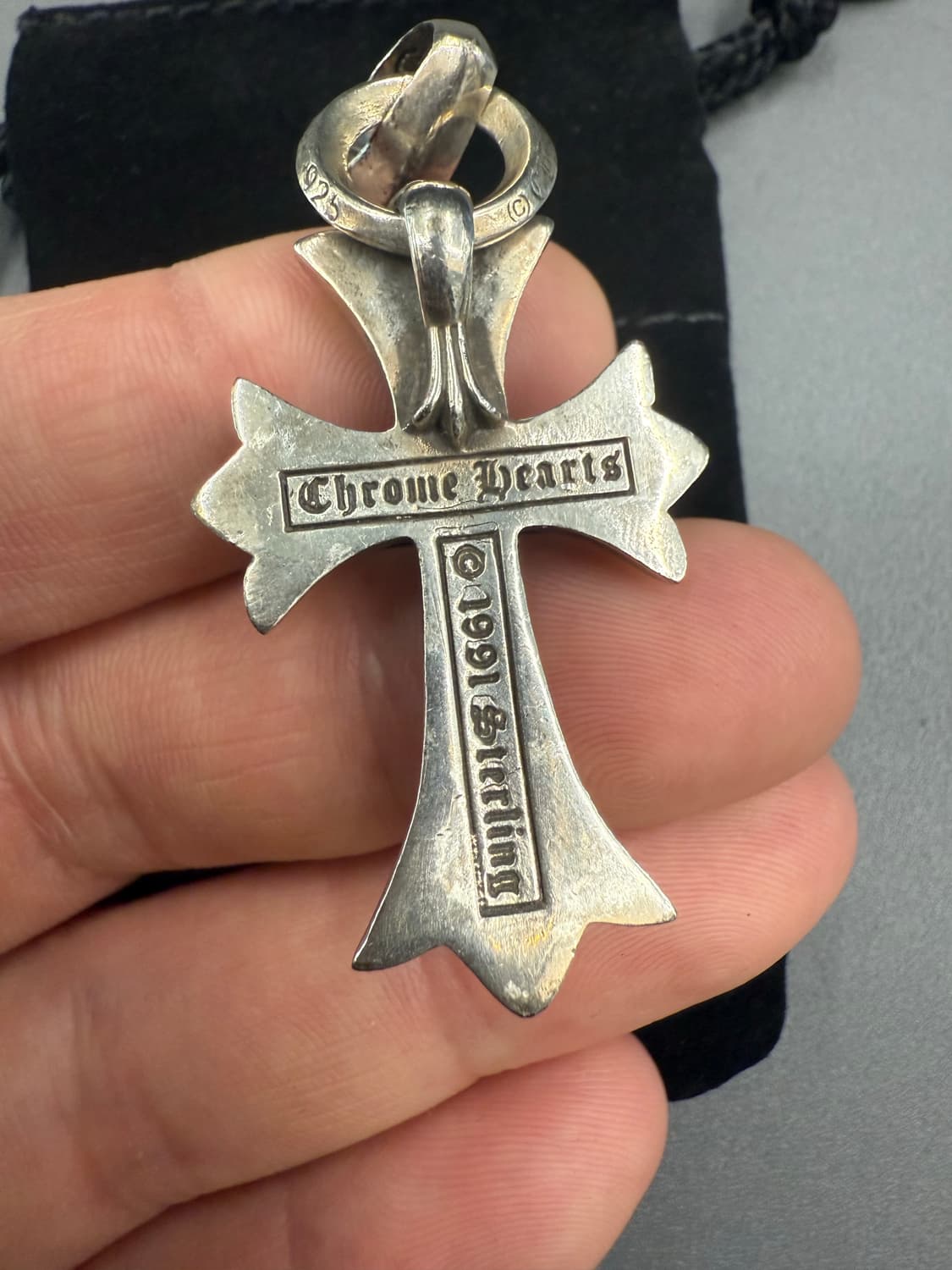 크롬하츠 스몰 크로스 위드 베일 펜던트 상품이미지8